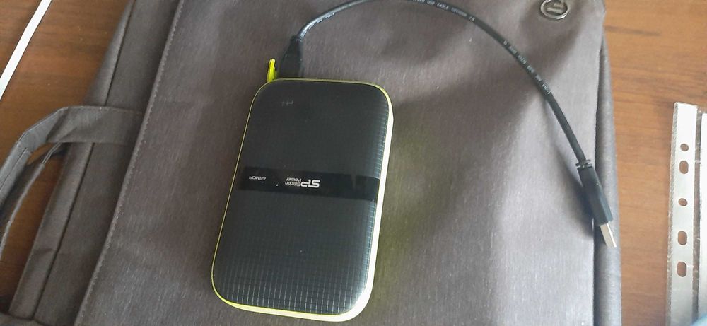 Жорсткий диск  Silicon Power Armor A60 5TB SP050TBPHDA60S3K 2.5"