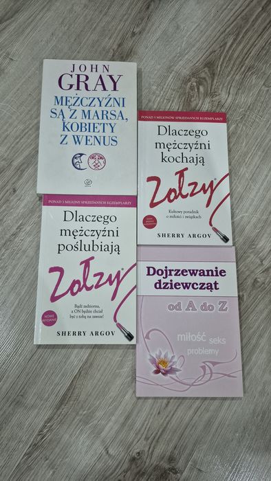 Komplet 4 szt. książek Mężczyźni są z Marsa, kobiety z Wenus itp.