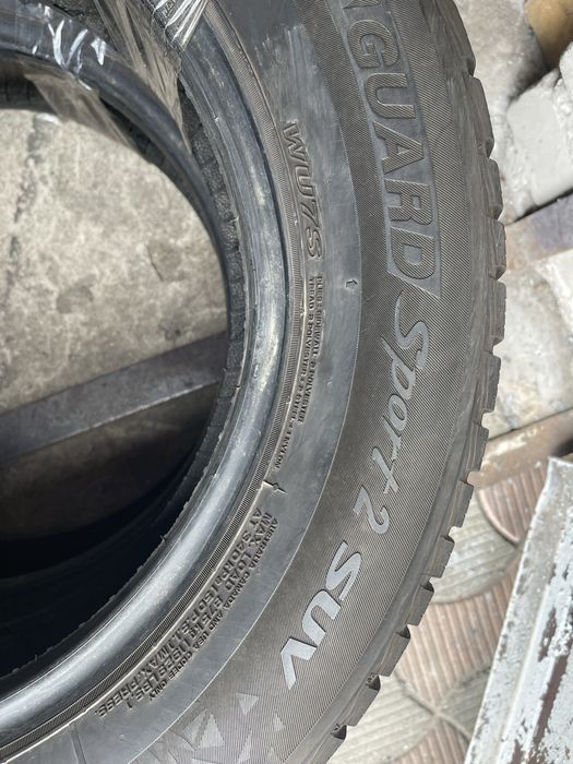 Шины 225/60 R17 Nexen б/у пара зима 6мм U1
