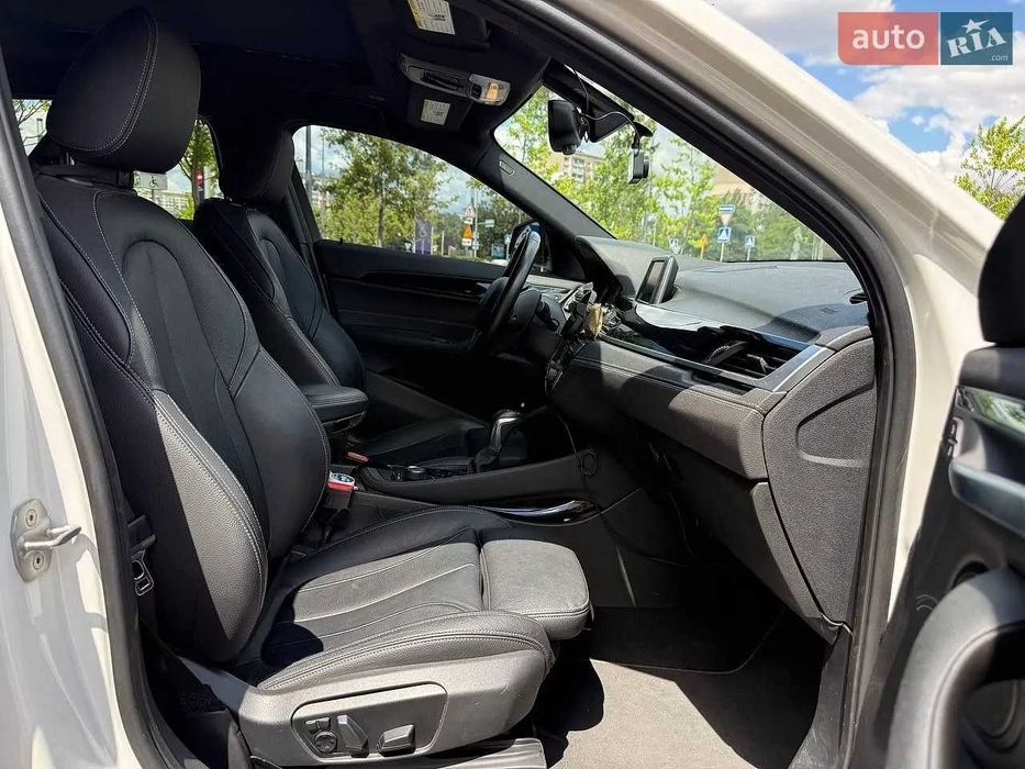 Продаю BMW X2 2018