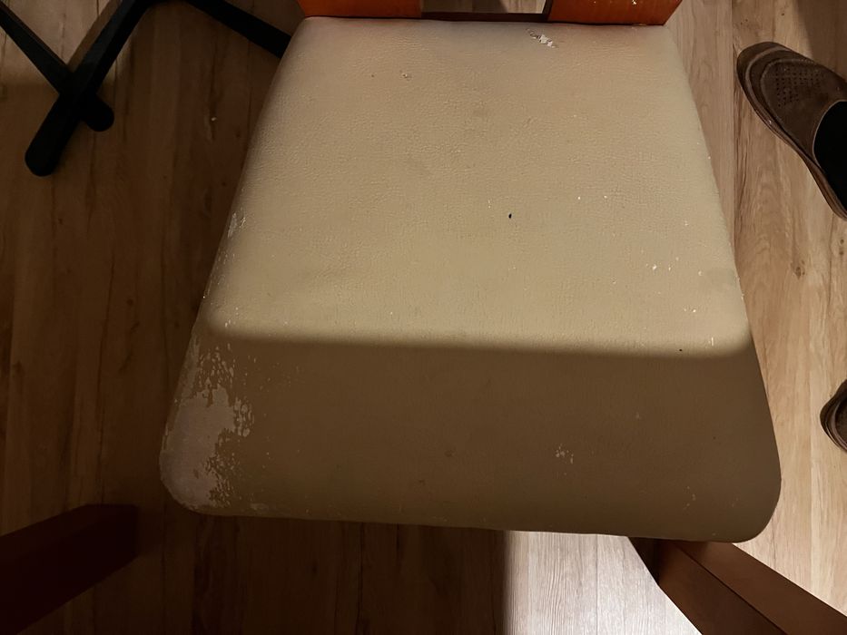 Stół do jadalni i salonu