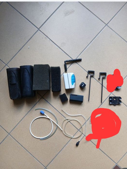 Акваріумні аксесуари