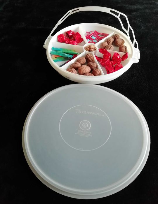 Tupperware Snack Box or Serving Tray for Appetizers430894192714721282