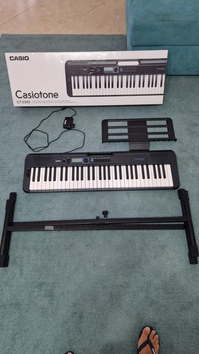Teclado digital Casiotone CT-S300