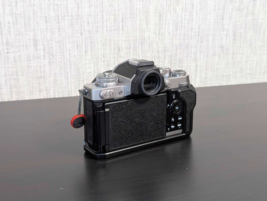 Бездзеркальний фотоапарат Nikon Zfc