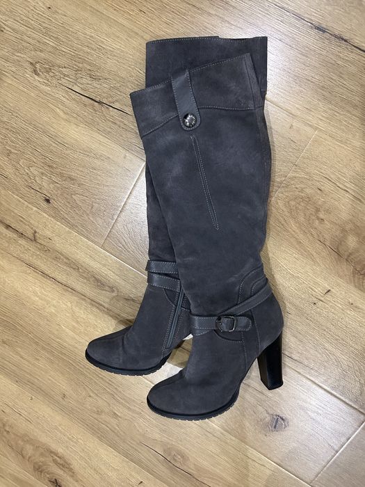 Чоботи жіночі замшеві