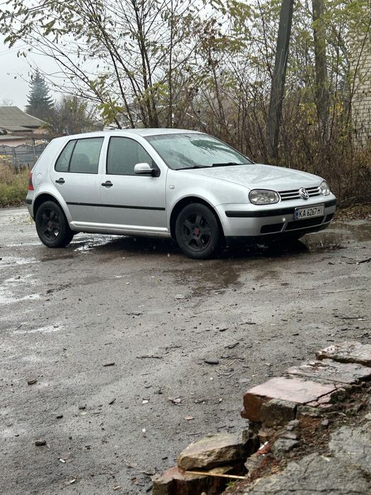 VW Golf 4 1.4, хороший стан, економний