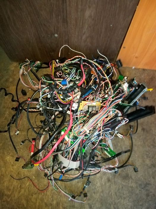 Продам оптом запчасти для компьютеров