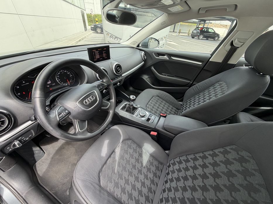 Audi A3 Limousine 2.0 TDI 150 cv Nacional