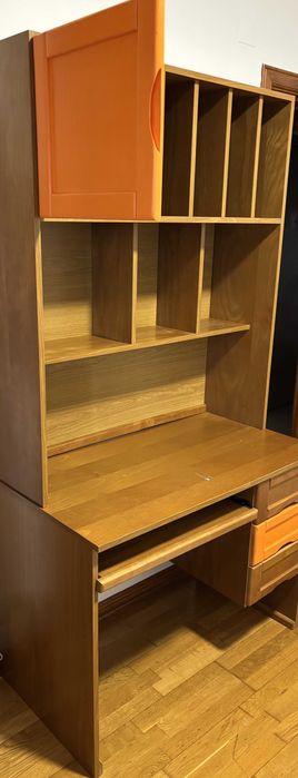 Secretária com Estante para Quarto de Criança ou Escritório