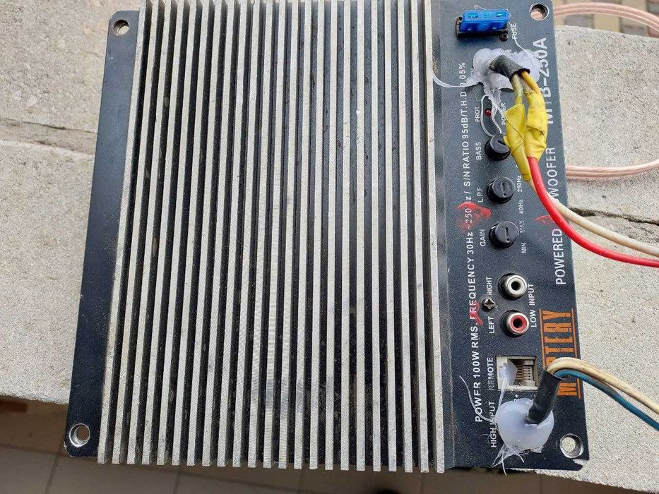 Продам усилитель