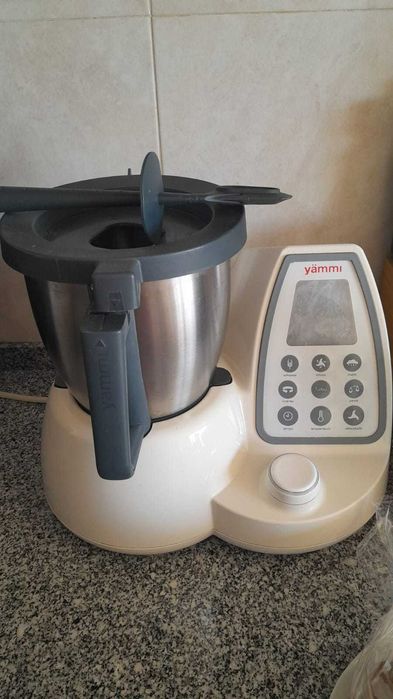 Yammi 2 com Acessórios