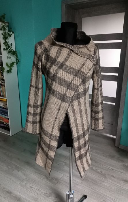 S/M Made in Italy kardigan sweter narzutka Boho slow scandi