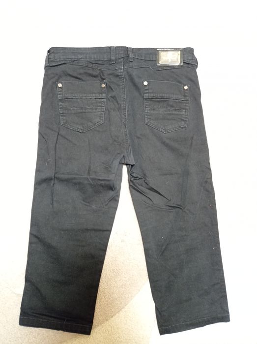 Джинсовые капри.