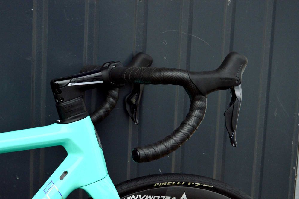 BIANCHI SPECIALISSIMA CV DISC Ultegra Di2 7,3kg 53 szosa szosowy