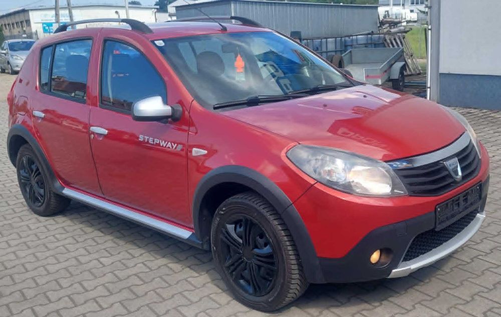 Bardzo ładna Sandero Stepway 1.6 KLIMA !