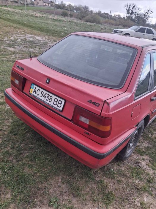 Продам  VOLVO 440