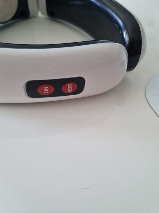 Masażer szyi elektrostymulujący