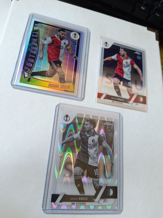Pack três cartas Orkun Kokcu Topps Chrome Rookie