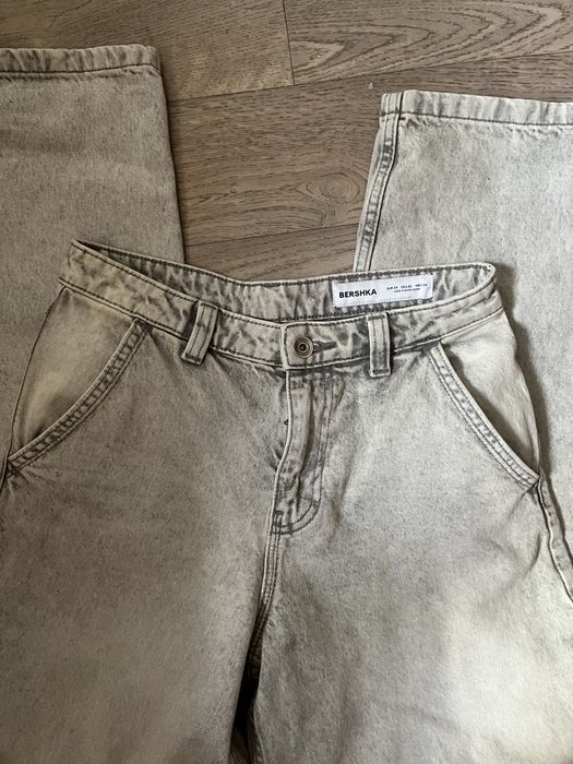 Сірі беггі джинси BERSHKA