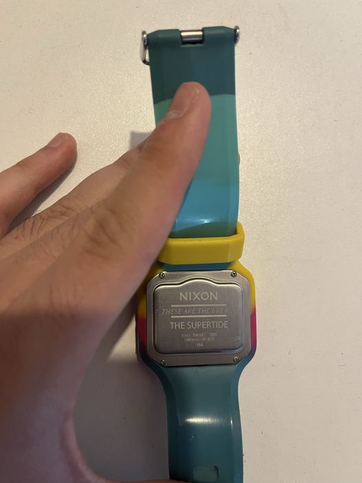 Relógio Nixon Supertide Original – Resistente e Estiloso