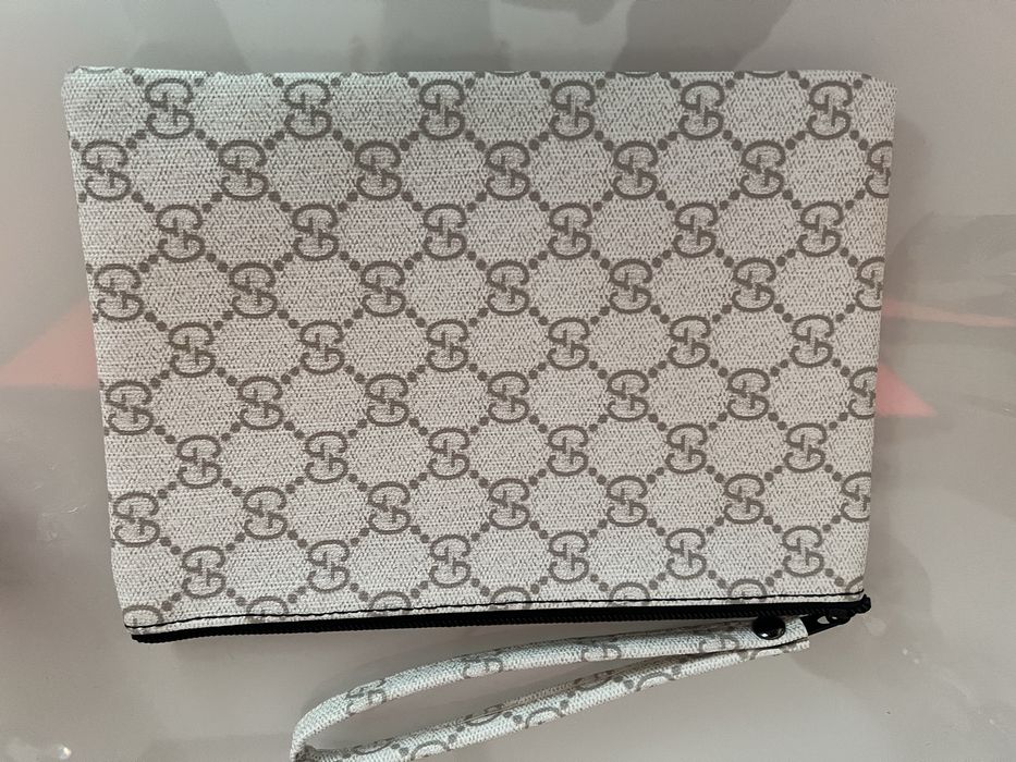 Nowa kosmetyczka Gucci
