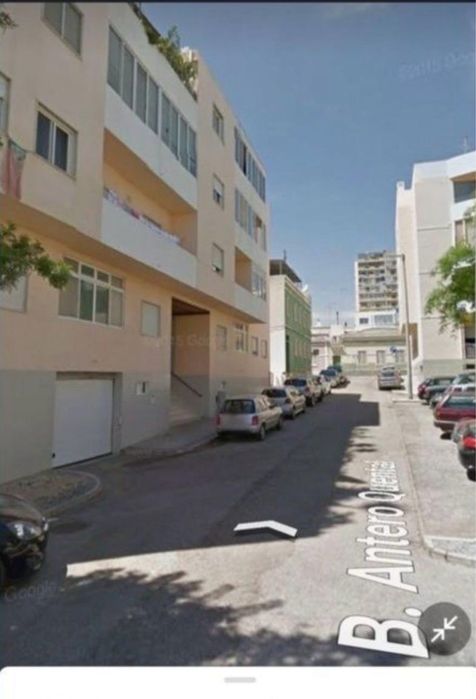 Garagem fechada (box)- Faro