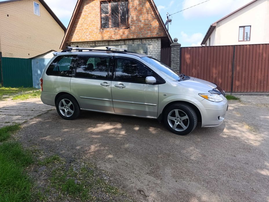 продам мінівен Mazda MPV 2004 р.в. 2.3 газ/бензин