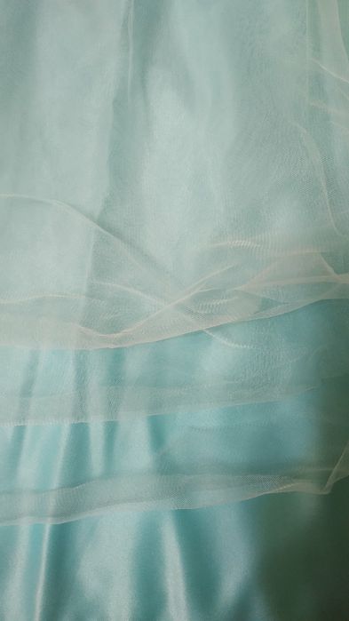 Випускне плаття.