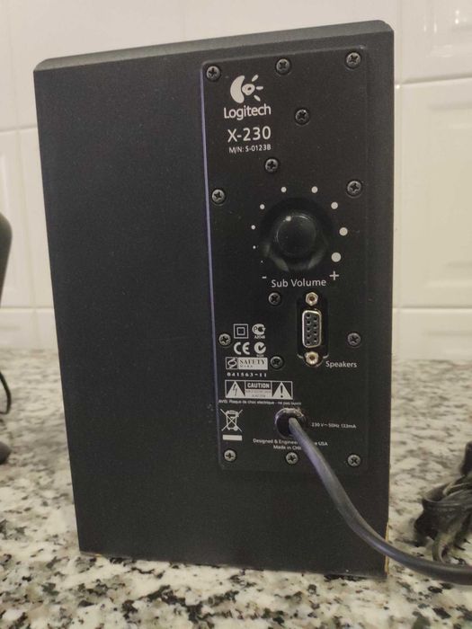 Colunas Logitech X-230  impecáveis
