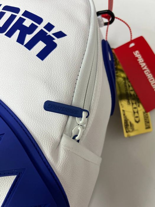 Рюкзак Sprayground білого кольору