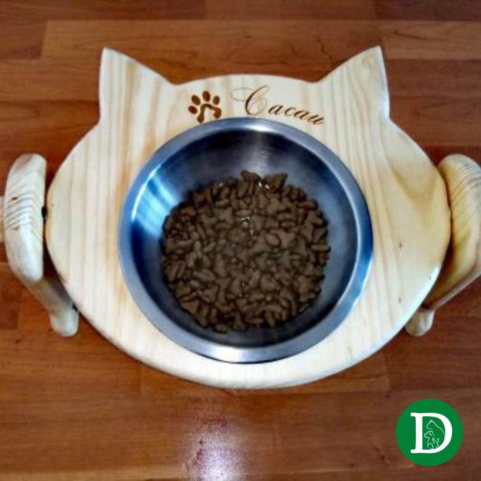 Comedouros elevados personalizados