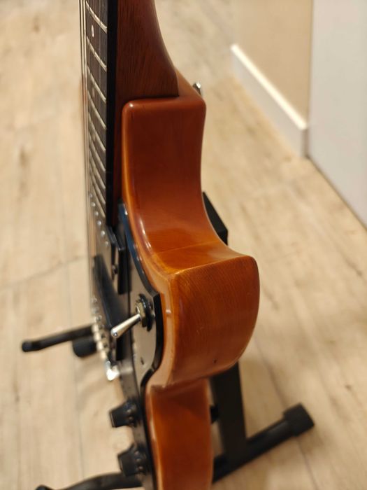 Yamaha SG 30. Japonia. 1973 rok
