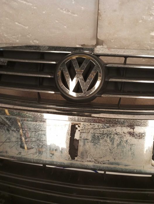 Pára-choques Frente VW Touran (2006 a 2010)