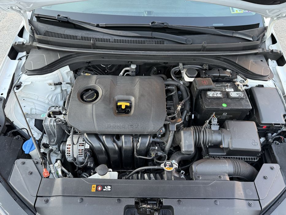 Hyundai Elantra 2020
