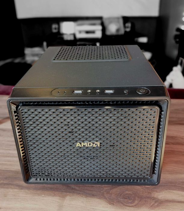 Komputer PC mini-itx Ryzen 7 4700S 16GB RAM DDR6,  RTX 2060S, 8GB vRAM