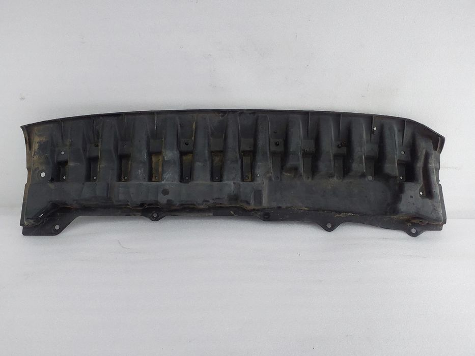 Blindagem inferior do pára-choques NISSAN NV200 Furgão/Combi (M20)