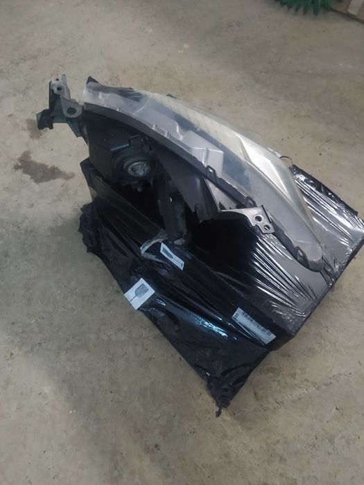 Фара права Mazda CX-5 12-16 USA