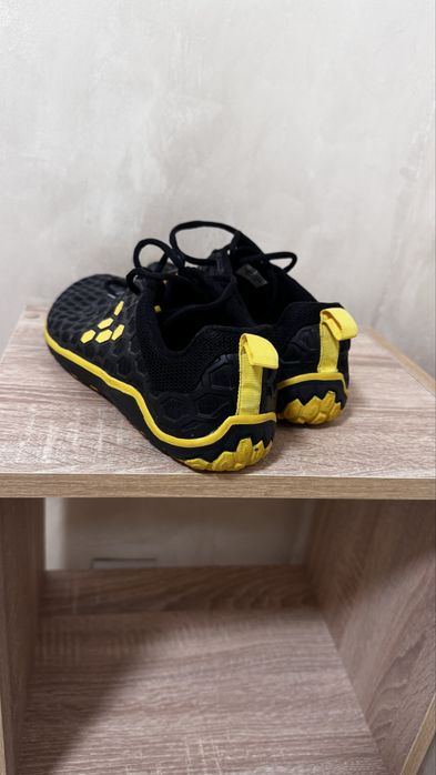Vivobarefoot  кросівки