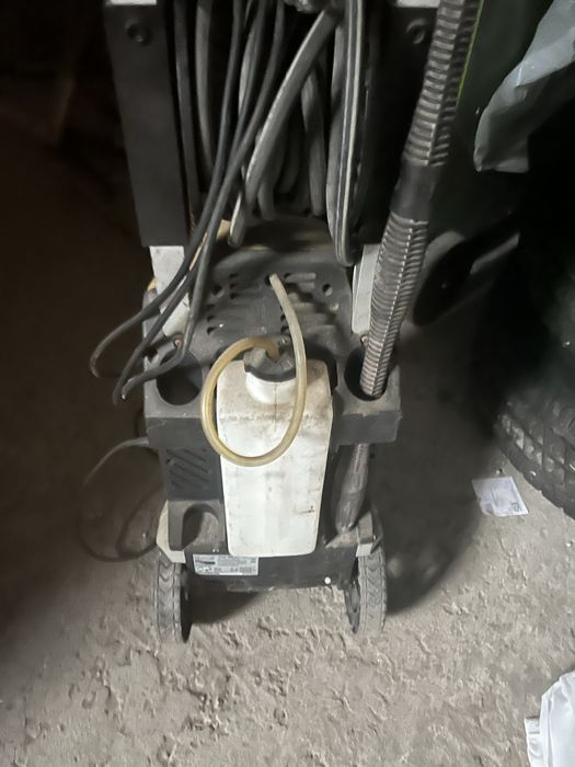 Автомийка Kärcher на запчастини