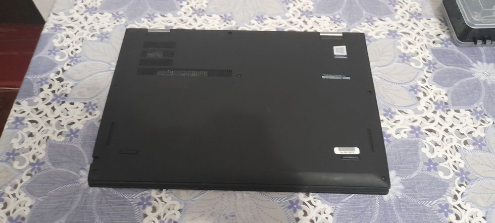 Lenovo ThinkPad X1 Yoga G2