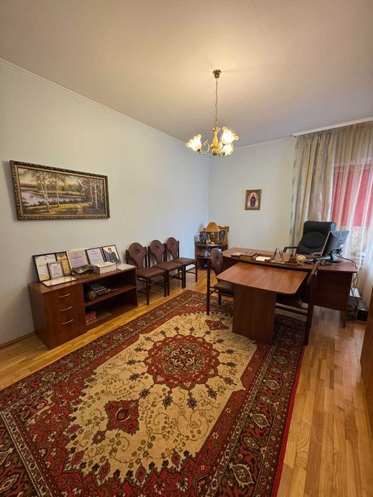 Продаж будинку Озерна LIN 42292