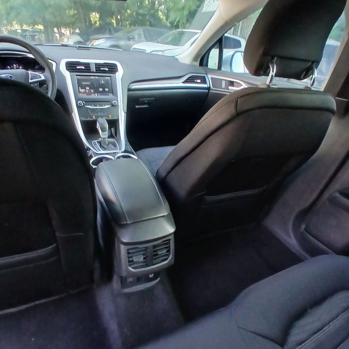 Ford fusion hybrid 2.0