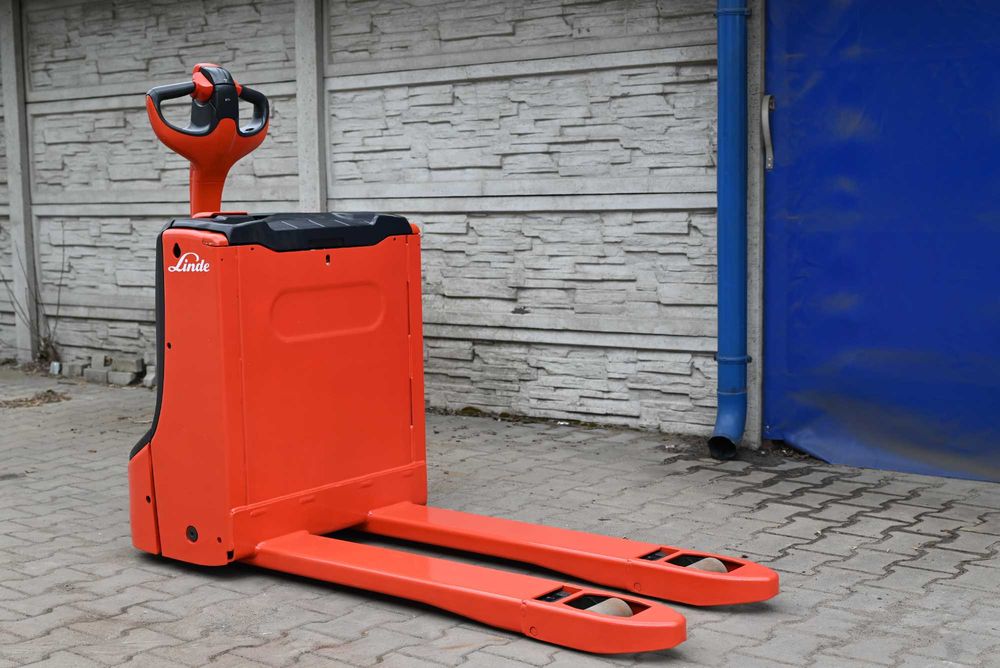 Paleciak elektryczny Linde T16 1600kg 2021 rok 1160mth Li-ion FHP 482