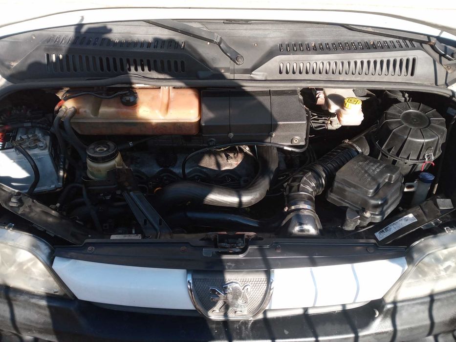 Peugeot Boxer Doka 2.8 HDI 128KM 7-osob skrzyniowy