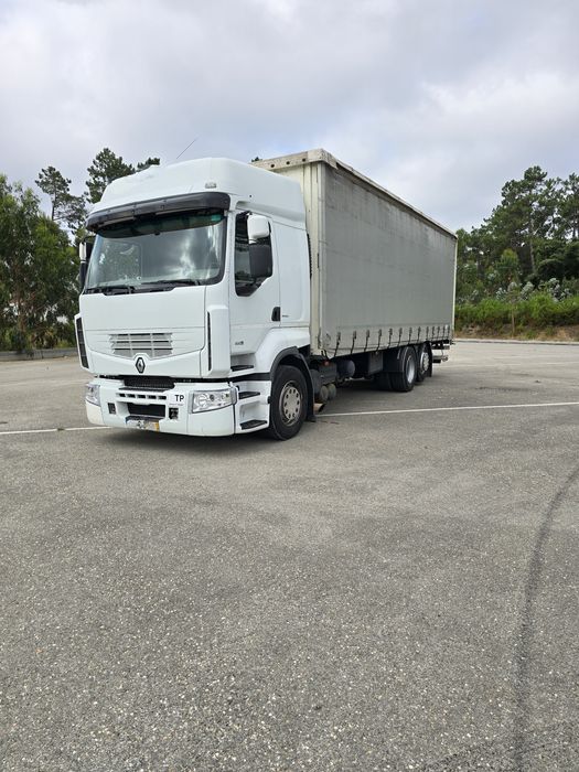 Camião renaulte premium
