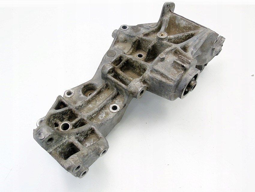 Łapa Wspornik Silnika 1.8 20V Passat B5 Audi A4 B5 A6 C4 058145523B