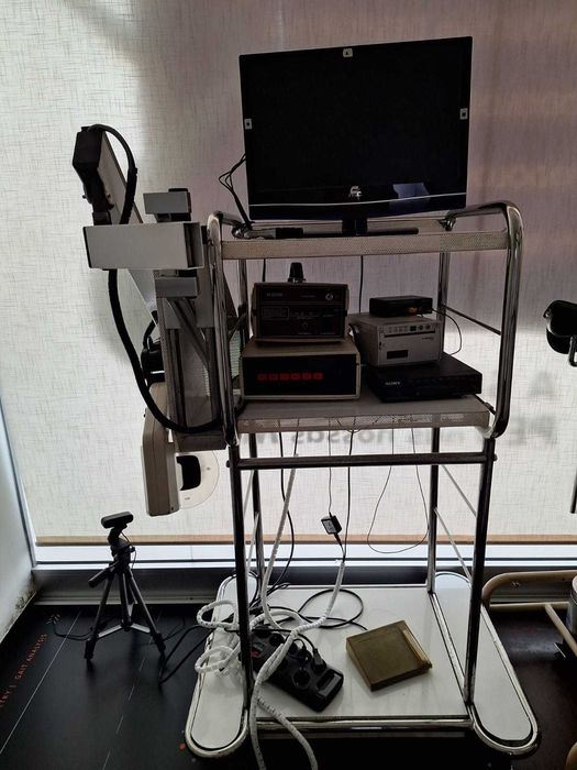 FLUOROSCOPIO Para Venda
Com monitor e móvel incluídos