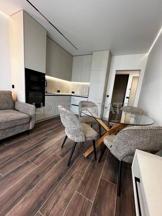 Оренда 1 кім. апартаментів, 6/9 пов., 44 м², ЖК «Park Land», Ужгород