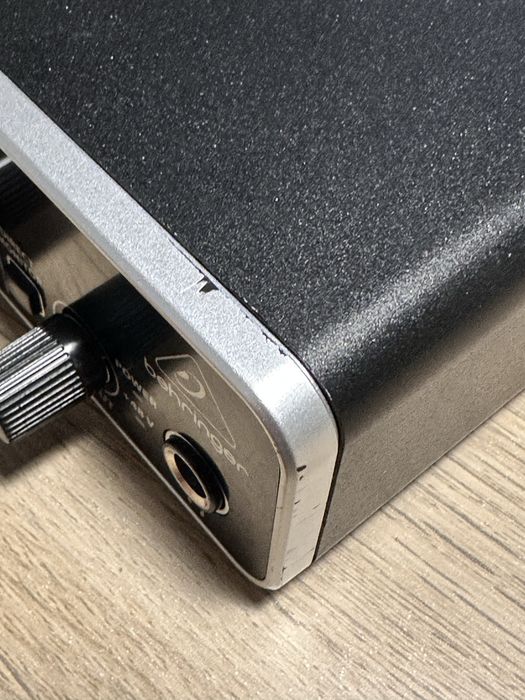 Interface Áudio Behringer U-PHORIA UMC22